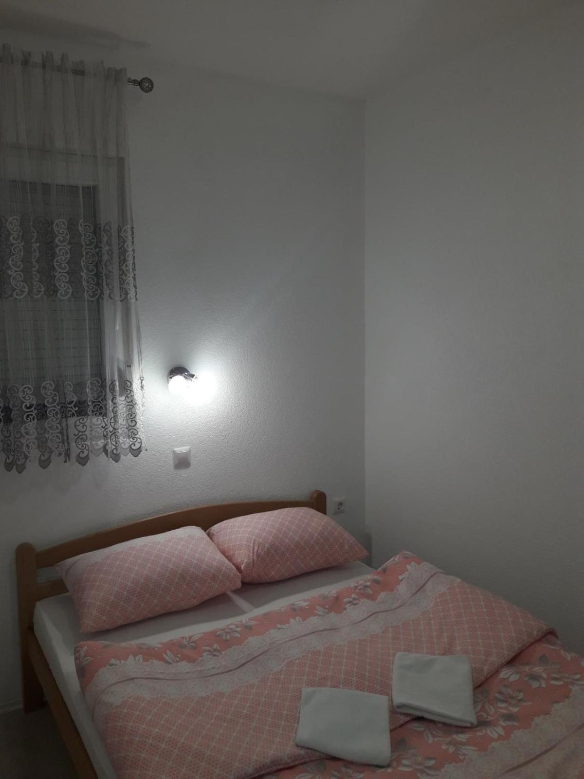 Kaca Apartmani 1 Banja Luka Exterior foto